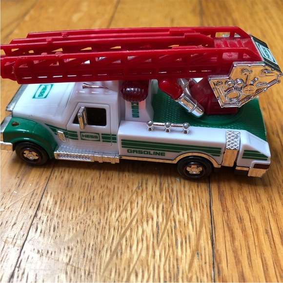 HESS Truck - Picture 14 of 14